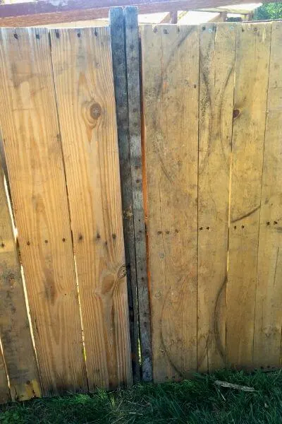 Back side of two pallets screwed together