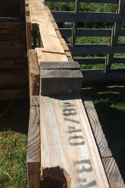 How to screw pallets together to hold together for the walls